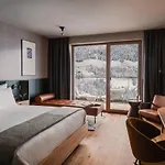 The Comodo Bad Gastein, A Member Of Design Hotel 4*