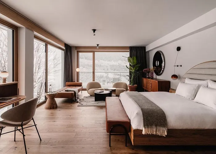 Hotel The Comodo Bad Gastein, A Member Of Design 4*